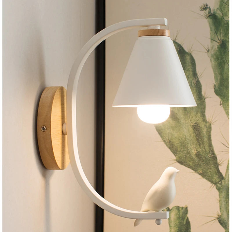 Nordic Creative Resin Model sconce light
