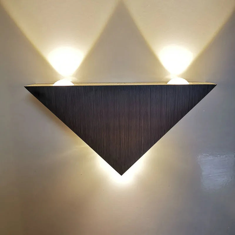 Aluminium LED Triangle Shape sconce light