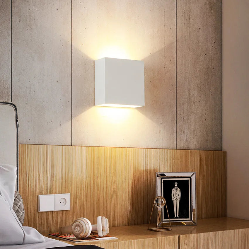 LED Aluminum Modern sconce Light