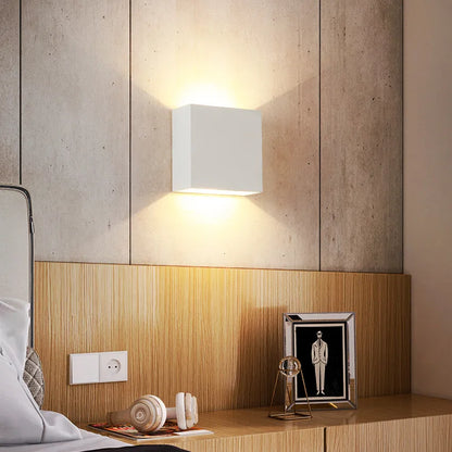 LED Aluminum Modern sconce Light