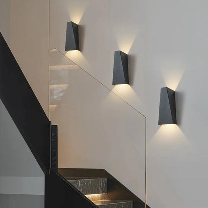 Aluminum sconce light